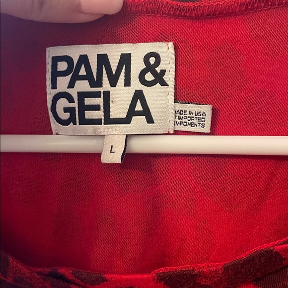Pam & Gela Large 100% Cotton Made in USA Vibrant Red Leopard Print T-Shirt Comfy - Picture 2 of 7